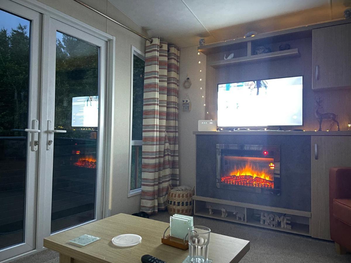 Carre Retreat With Private Hot Tub Holiday home